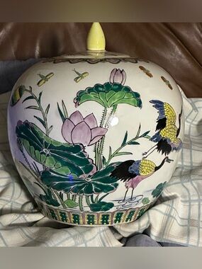 Vintage Hand-Painted Designs Ceramic Ginger Jar with Lotus 🪷 Floral RARE